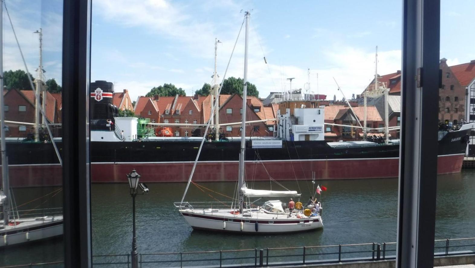 Motlawa Bulvar Residence Z Widokiem Na Rzeke Motlawa By Downtown Apartments Gdansk Dış mekan fotoğraf